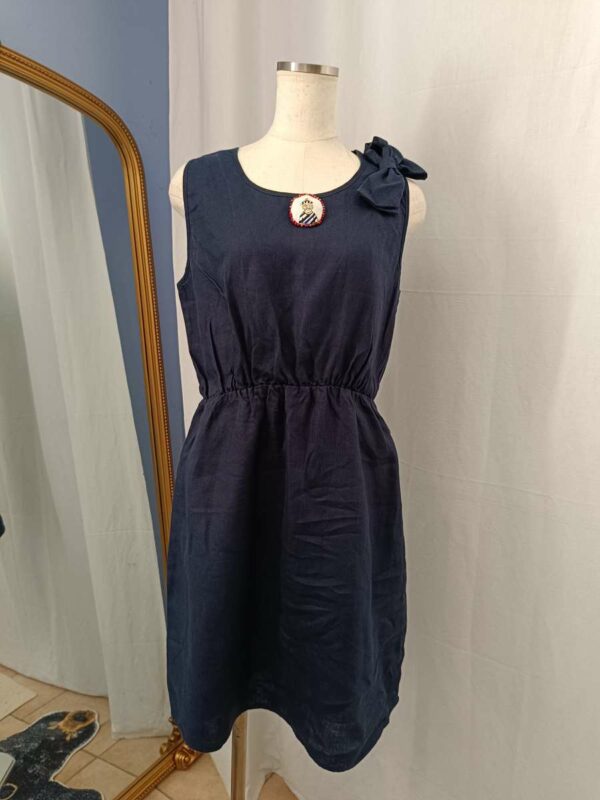 robe en lin bleu marine