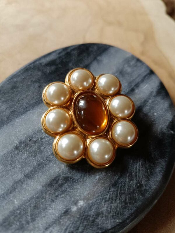 broche vintage