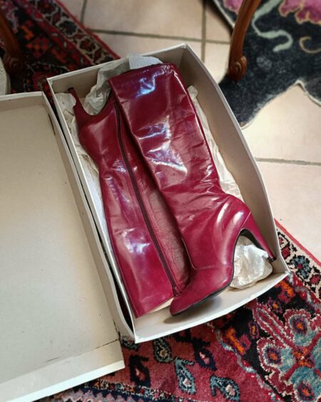 bottes en cuir bordeaux vintage