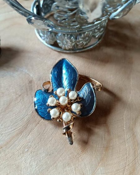 broche vintage