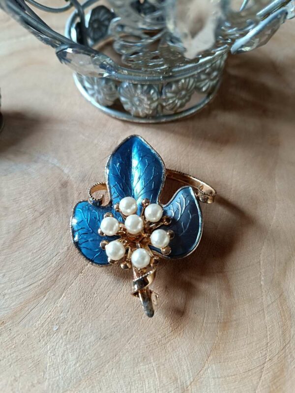 broche vintage