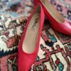 escarpins cuir rouge vintage