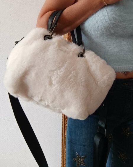 Sac en fausse fourrure