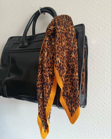 Foulard plissé léopard