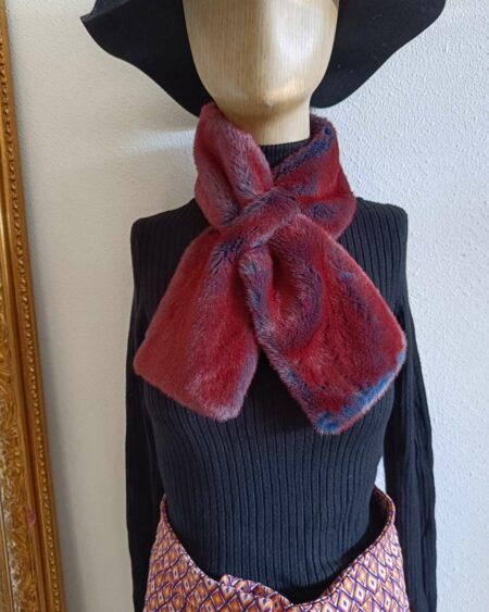 Col bordeaux fausse fourrure Helena Sorel