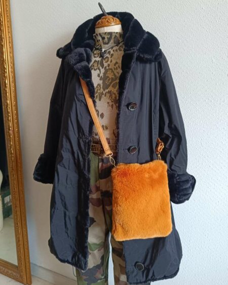 Sacoche en fausse fourrure