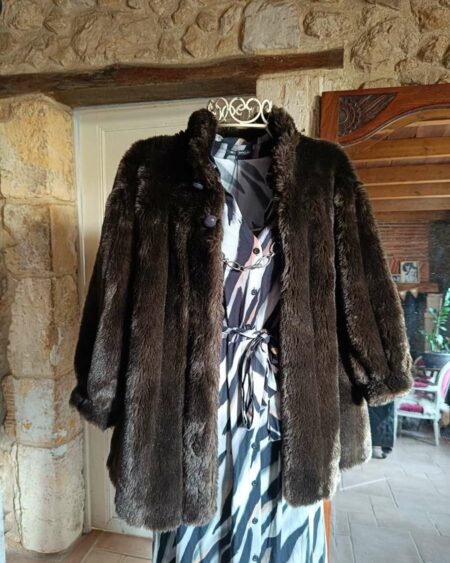 Fausse fourrure vintage t46