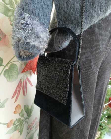 Sac velours et perles