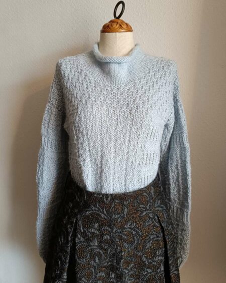 Pull tricoté bleu ciel – Vintage – Taille 40 – Oversize