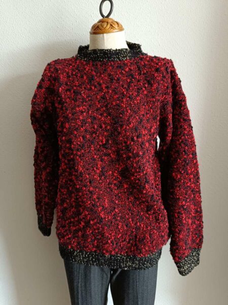 Pull tricoté rouge et noir – Vintage
