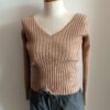 Pull beige col V en maille – Taille 38