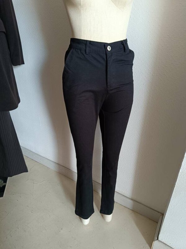 Chino noir Sarah John – Neuf avec étiquette – Taille 36