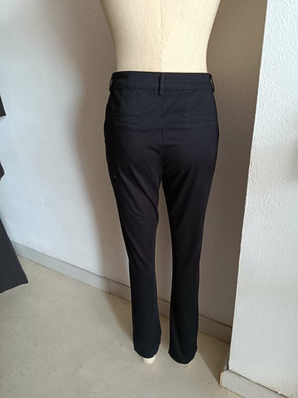 Chino noir Sarah John – Neuf avec étiquette – Taille 36