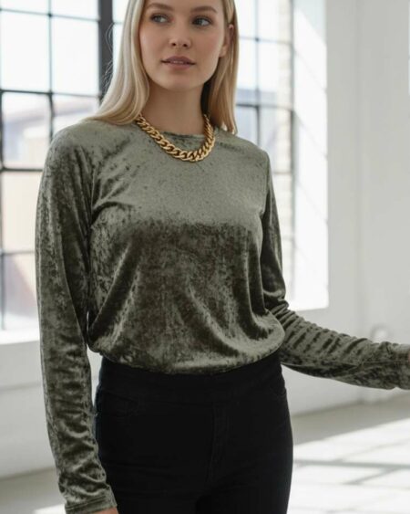 Sweat kaki en velours – Seconde main – Taille M/L (40)