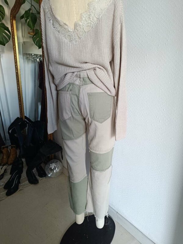 Jean patchwork kaki et beige en coton – Bershka Taille 36