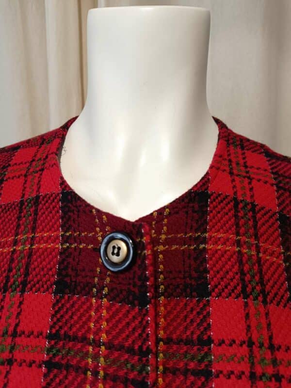 Tailleur vintage upcyclé à carreaux rouges – Taille 46