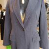 Veste grise Gérard Darel upcyclée, dos ouvert avec nœud