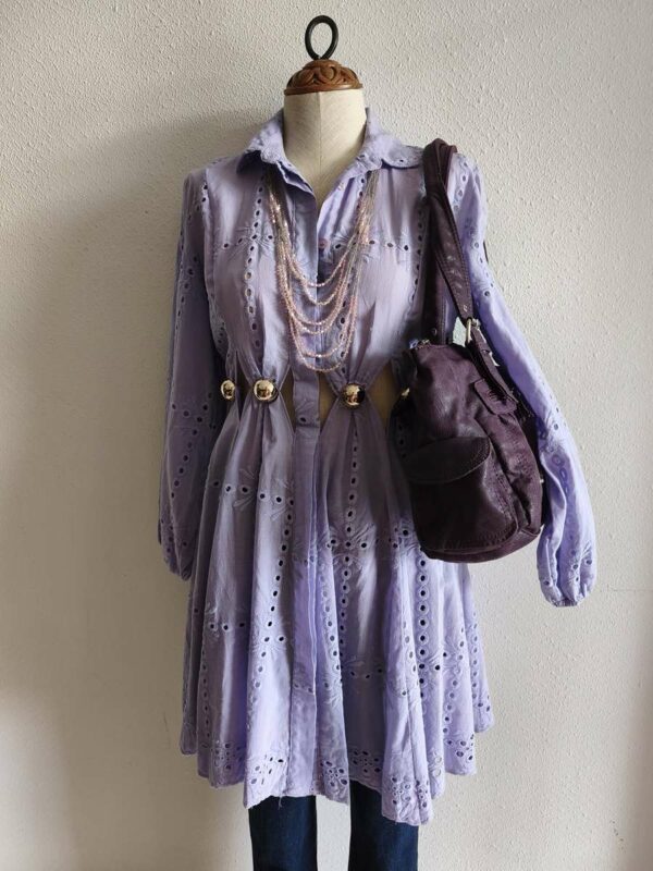 Chemise longue parme en broderie anglaise Taille 38