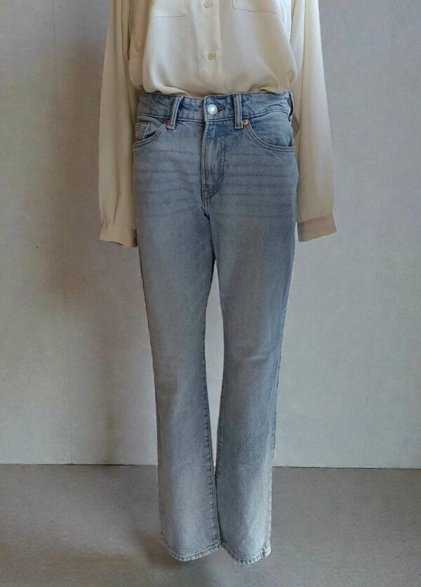 Jean bleu clair H&M – Coupe droite