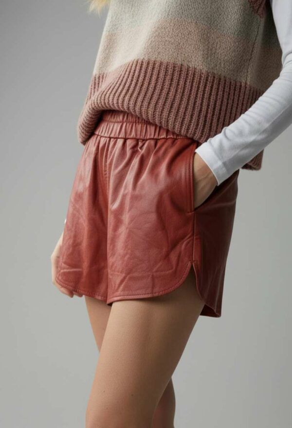 Mini-short en cuir orange Ganni – Taille 38