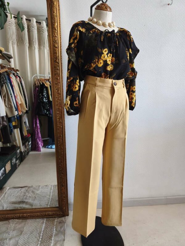 Top fluide noir fleuri T38 LM Lulu neuf