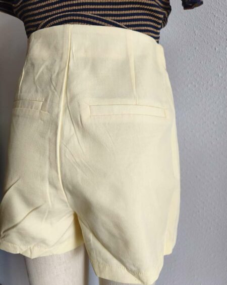Jupe-short jaune pastel Peace N’ Love taille 36 neuve avec étiquette