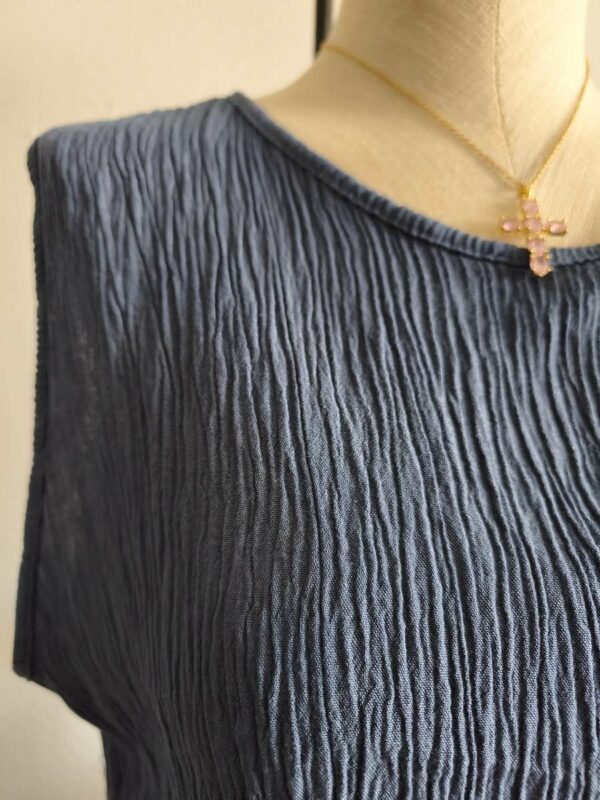 Ensemble irisé bleu en viscose taille 38-40-42 neuf avec étiquette