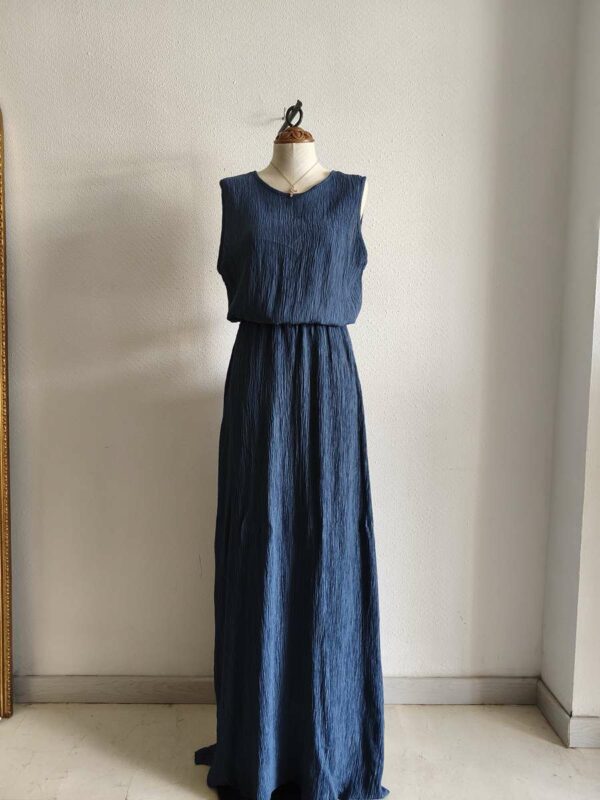 Ensemble irisé bleu en viscose taille 38-40-42 neuf avec étiquette