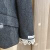 Blazer upcyclé laine dentelle & perles – Rose & Marie – Taille 42