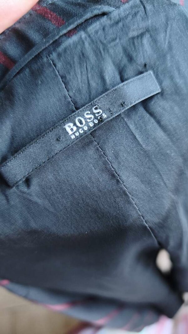 Blazer upcyclé Rose & Marie – Hugo Boss – Laine – Taille 40 – Création unique