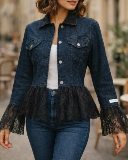 Veste en jean upcyclée Rose & Marie – Taille 38 – Création unique