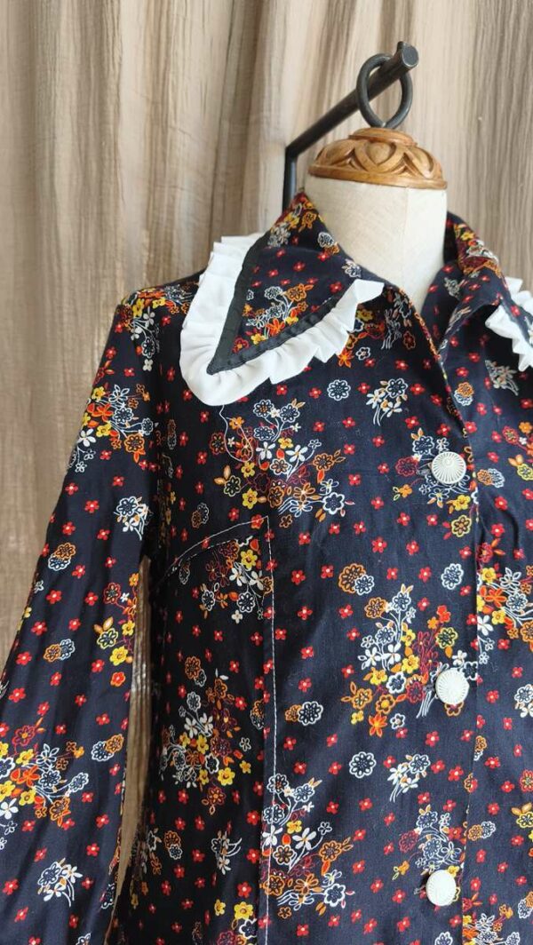 Robe upcyclée fleurie rouge & marine – coton – T38/40 – pièce unique