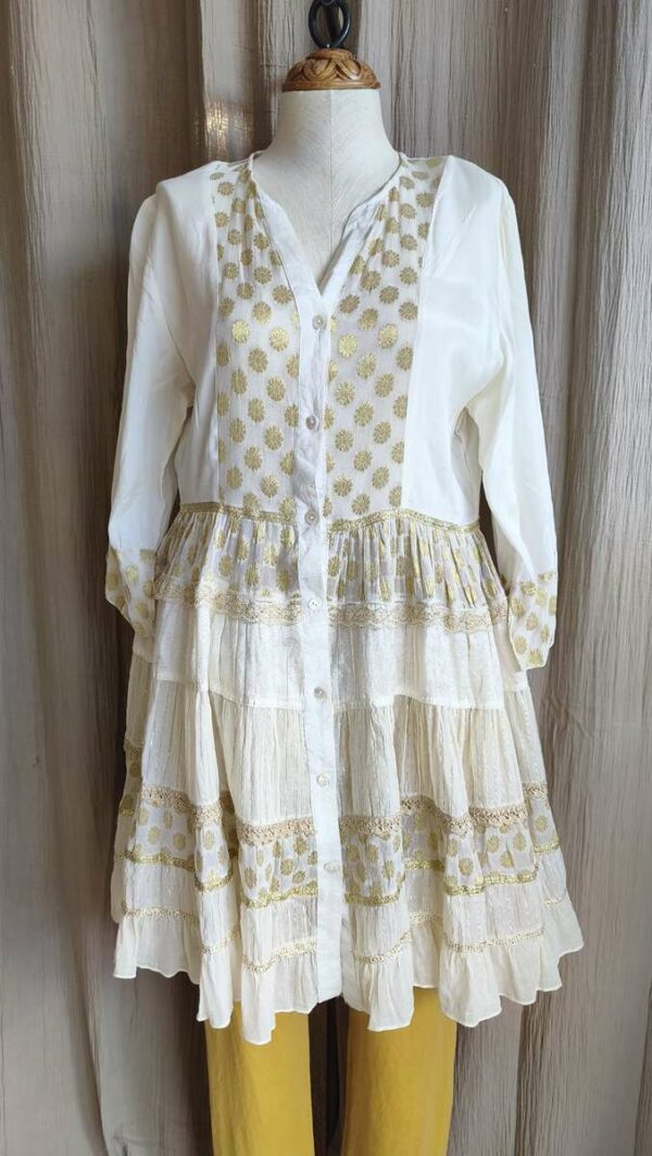 Robe tunique légère blanche & dorée – T40