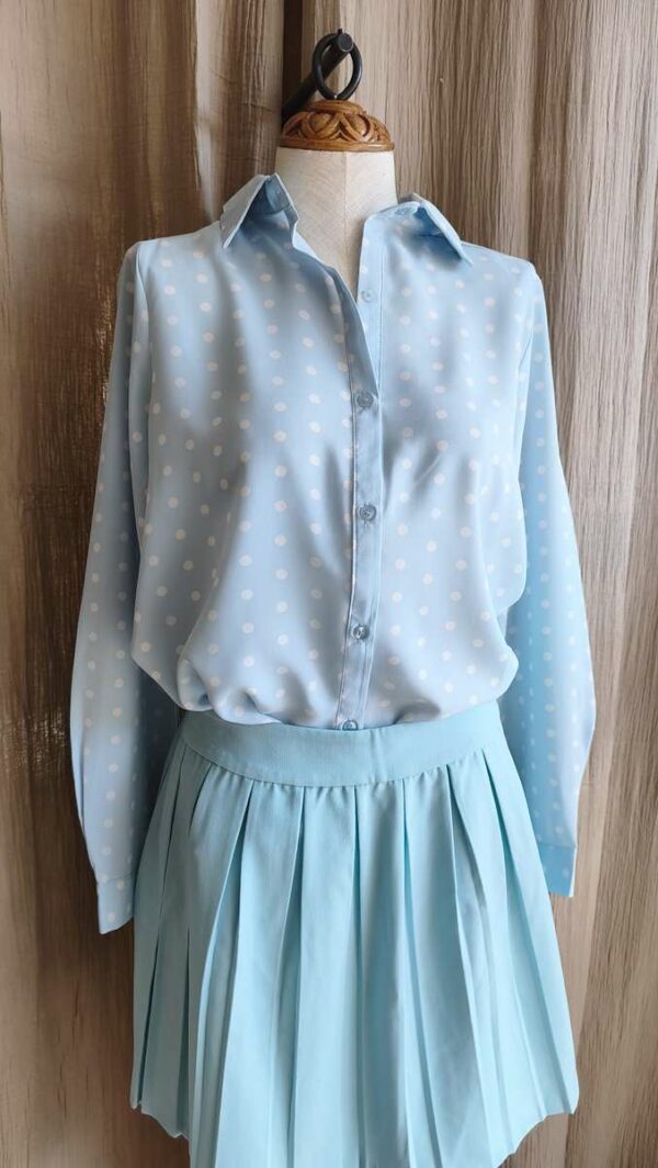 Chemisier bleu ciel à pois Emma & Ella – fluide – T36/38