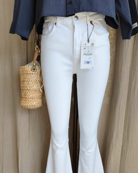 Jean blanc Calzedonia – coupe 7/8 évasée – T38/40 – neuf