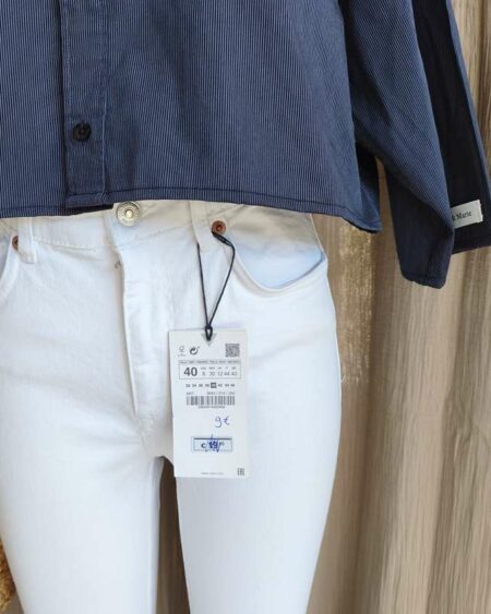 Jean blanc Calzedonia – coupe 7/8 évasée – T38/40 – neuf