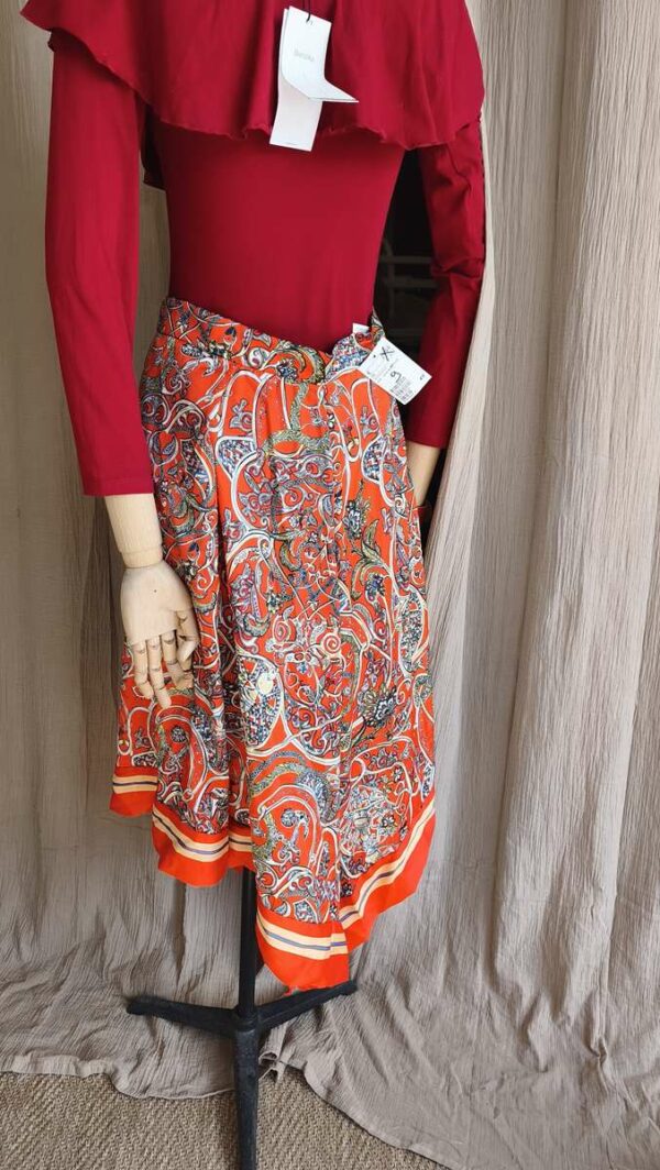 Jupe foulard rouge carmin – T40 – Neuve avec étiquette – H&M
