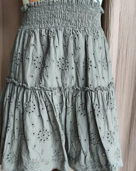 Jupe kaki broderie anglaise – Taille 38