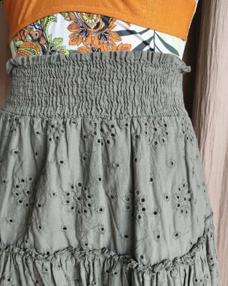 Jupe kaki broderie anglaise – Taille 38