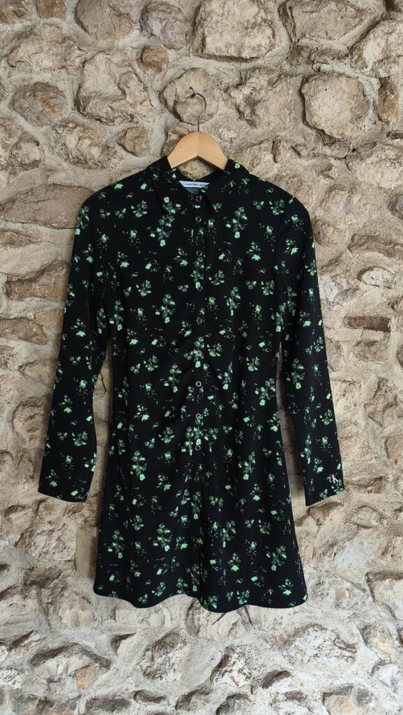 Robe courte Calvin Klein Jeans fleurie T34