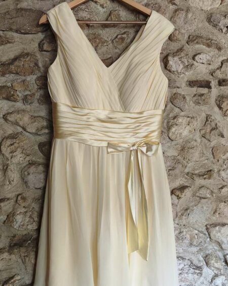 Robe cérémonie jaune pastel T42 — 14€