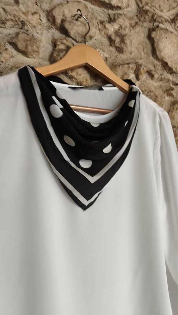 Blouse foulard Zara blanche & noir T40 — 9€