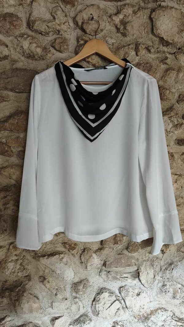 Blouse foulard Zara blanche & noir T40 — 9€