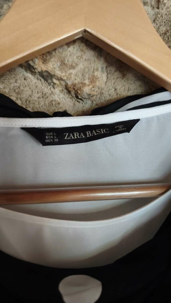 Blouse foulard Zara blanche & noir T40 — 9€