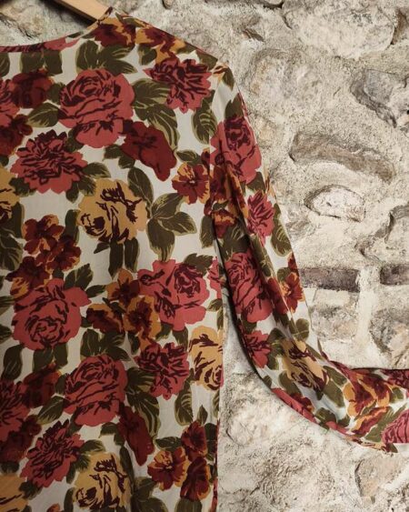 Blouse vintage en soie fleurie T40 — 19€