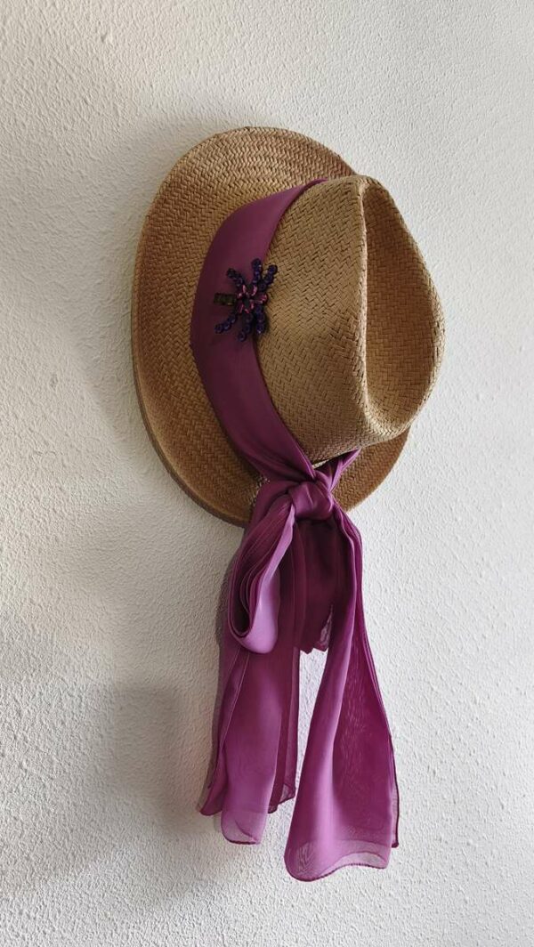 Chapeau upcyclé Rose & Marie violet – pièce unique