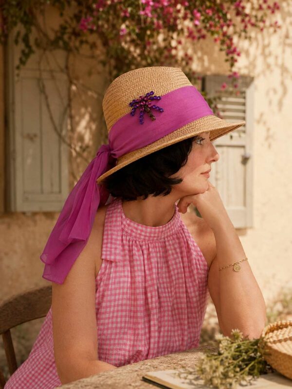 Chapeau upcyclé Rose & Marie violet – pièce unique