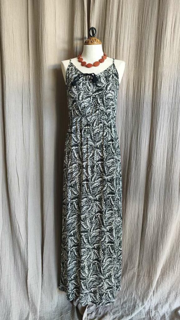 Robe longue Promod imprimé feuillage noir et beige – Taille 38/40