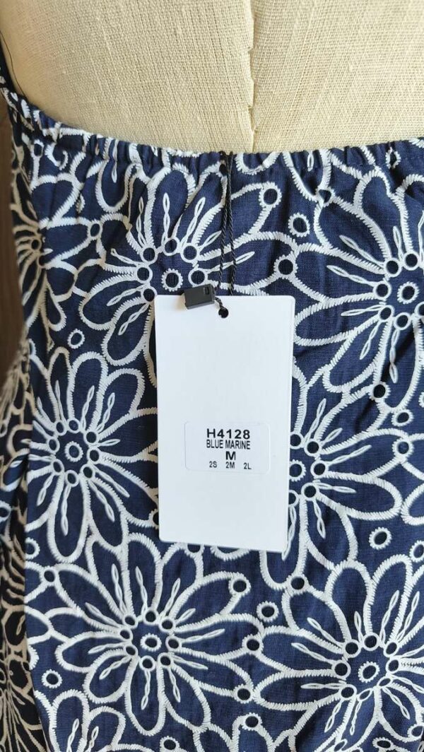 Robe dos ouvert bleu marine et blanc à motif floral – Taille 36