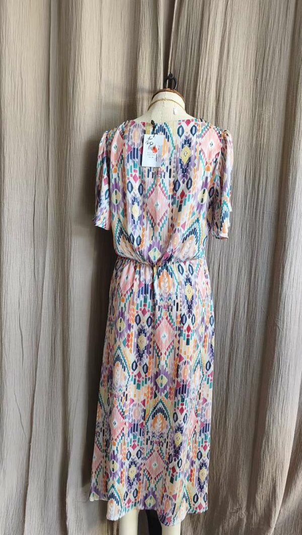 Robe fluide multicolore à motifs graphiques – Taille 40 – Neuve avec étiquette